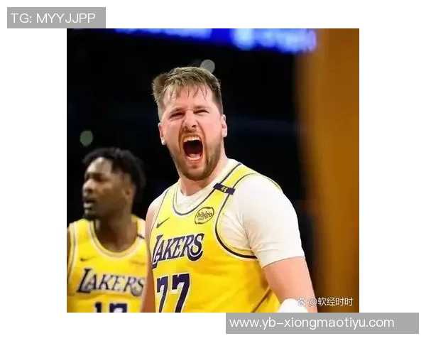 东契奇能否赛季场均40分引热议里夫斯称赞他的表现令人难以置信