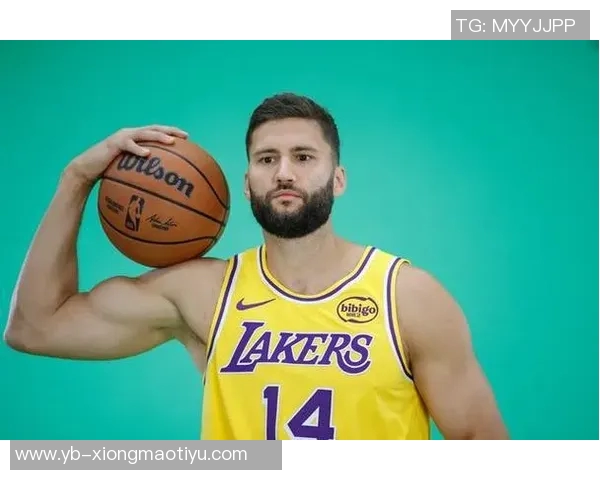 詹姆斯盛赞克莱伯关键时刻表现出色展现强硬气魄 詹姆斯盛赞克莱伯关键时刻表现出色展现强硬气魄