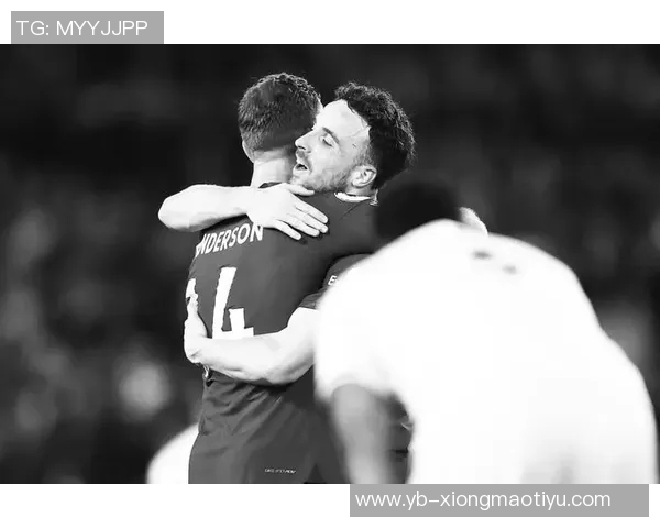 亨德森进球后致敬前队友若塔重现经典庆祝动作引发球迷热议 亨德森进球后致敬前队友若塔重现经典庆祝动作引发球迷热议