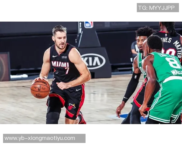 热火全队齐发力半场9人得分5人上双展现团队实力